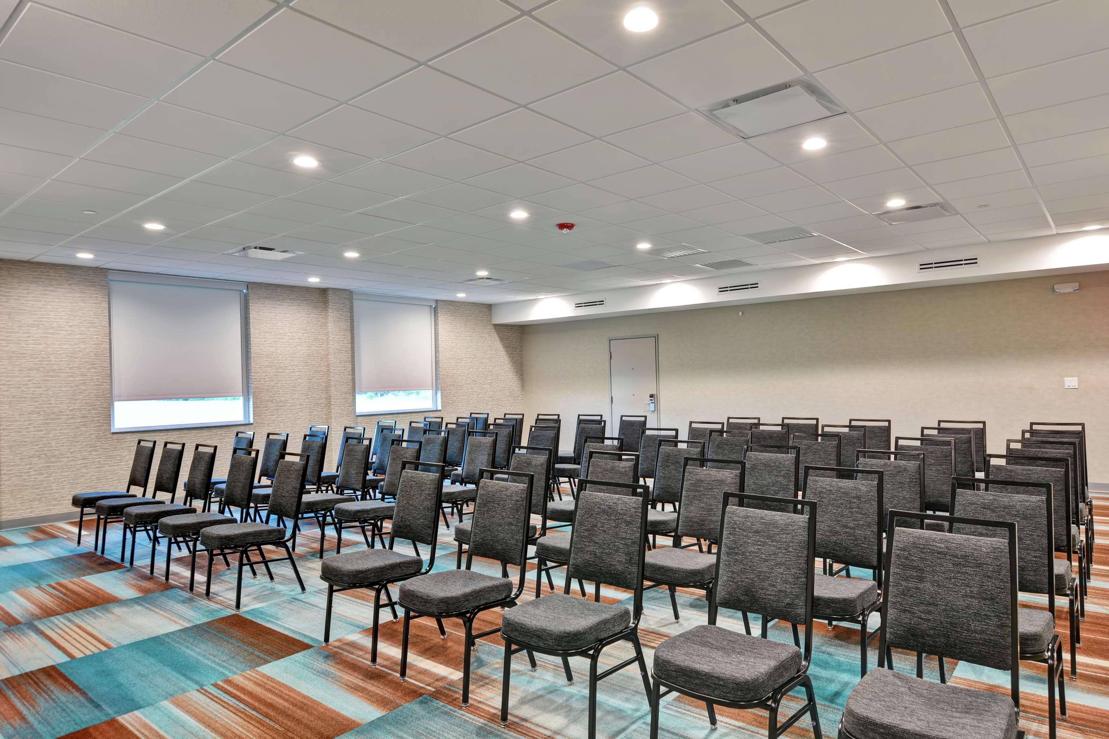 Home2 Suites by Hilton La Porte Extérieur photo